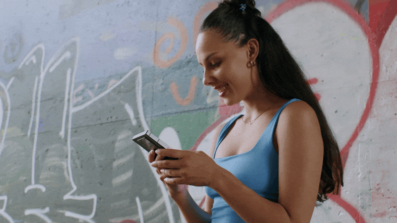 Titan 2 - The Latest 5G QWERTY Physical Keyboard Smartphone Features