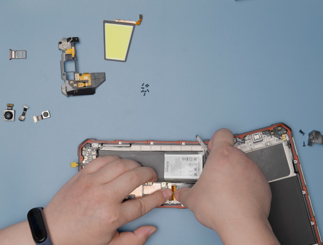 Unihertz Tank Camera & Touchscreen Modules Replacement Tutorial Step 40